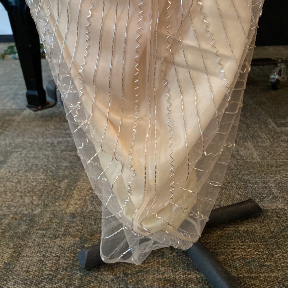 Casandra Stone maxi formal. Beautiful condition - Picture 3 of 10